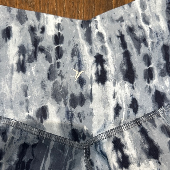 Abstract Patterned Joggers with pockets - Picture 5 of 7